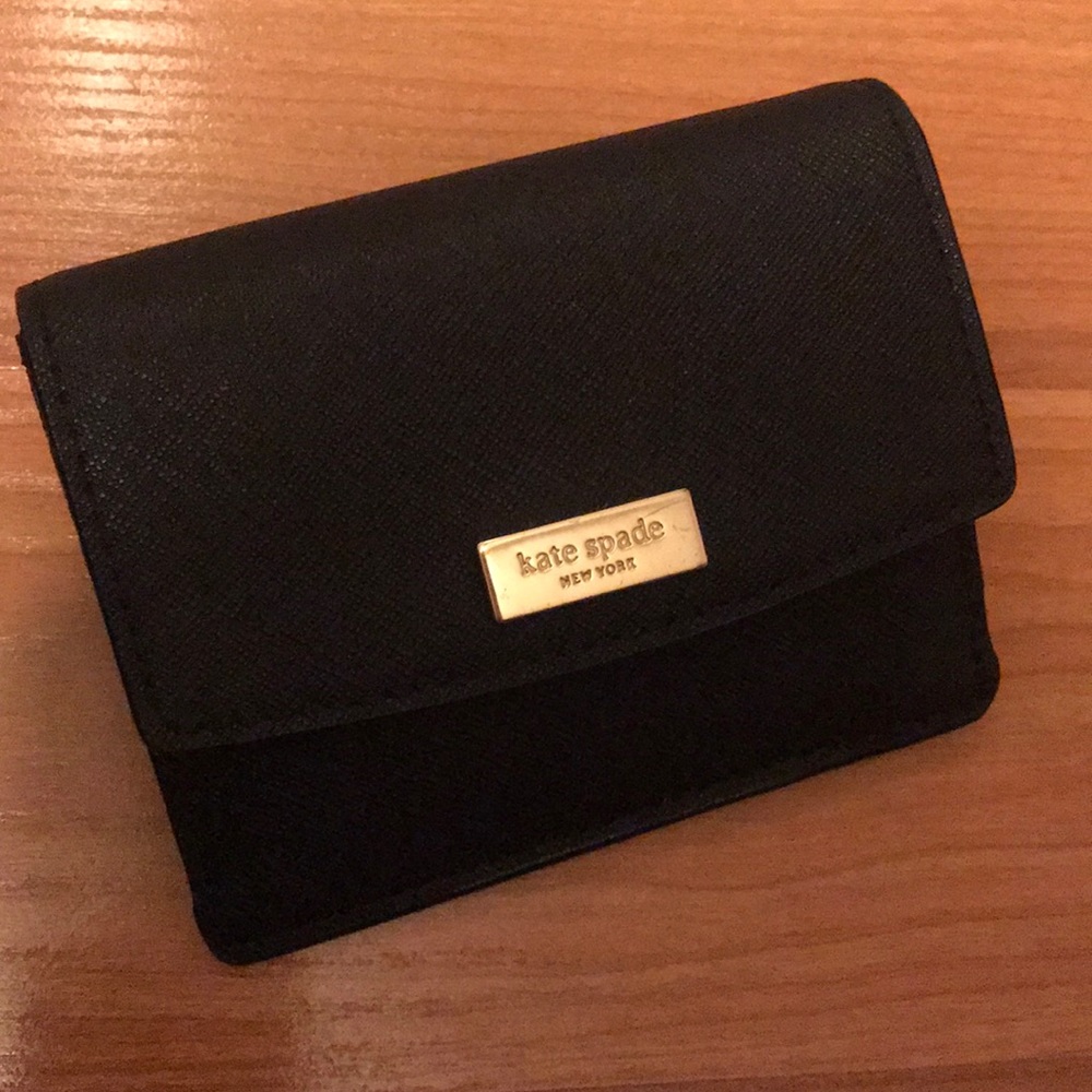 Small Kate Spade Wallet